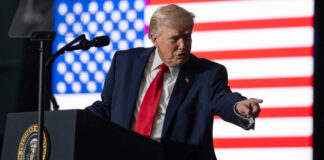 ترامب يفرض رسوماً جمركية على الدول التي تزود كوبا بالنفط