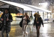 عاصفة غوريتي تقطع الكهرباء عن آلاف في فرنسا وبريطانيا