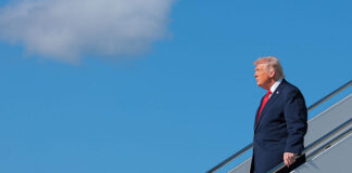 ترامب يصل دافوس بوفد قياسي يضم أكثر من 300 شخص