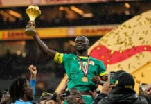 ساديو مانيه يفسر عودة السنغال للملعب في نهائي الكان