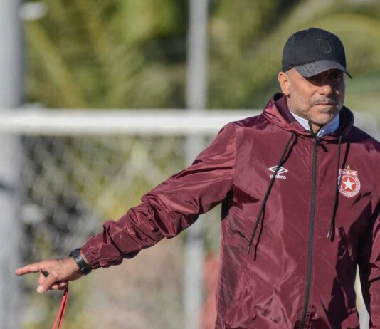 فسخ رسمي بين النجم الساحلي ومحمد المكشر