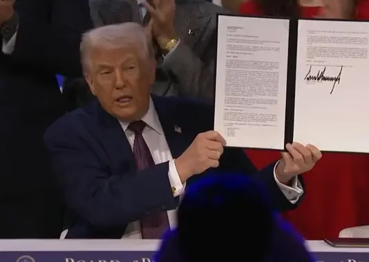 ترامب يُطلق مجلس السلام لغزة رسمياً