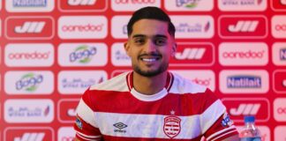 أوسامة بوڤرة يوقع رسمياً للنادي الإفريقي