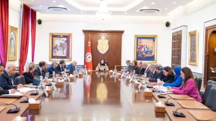 تونس تُفعّل تحويل الديون إلى استثمارات تنموية