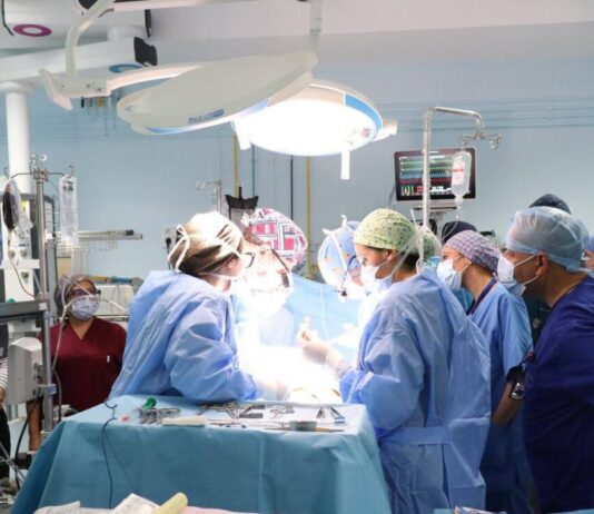 أول عملية قلب مفتوح ناجحة بمستشفى البشير حمزة للأطفال