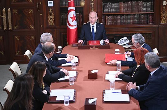 قيس سعيّد يطلق إعادة بناء جذرية للقطاع الصحي في تونس