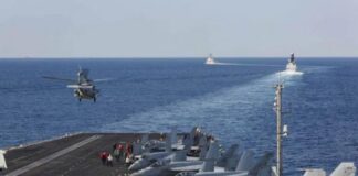 ترامب يرسل حاملة طائرات إضافية قبالة إيران