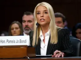 أكثر من 300 اسم مشهور في ملفات إبشتاين