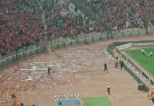 الكاف يُدين شغب جماهير الأهلي ويُحيل ملف الجيش للتحقيق