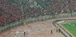 الكاف يُدين شغب جماهير الأهلي ويُحيل ملف الجيش للتحقيق