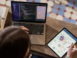 أبل تجهز MacBook Pro بشاشة لمس OLED وDynamic Island 2026