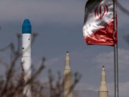 إسرائيل مستعدة لضرب الصواريخ الإيرانية بمفردها