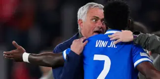 مورينيو يهاجم فينيسيوس: "لا أصدق أحداً.. الهدف كان من كوكب آخر"