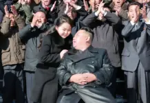 كيم جونغ أون يُكلف ابنته البالغة 13 عاماً بمراقبة الترسانة النووية لكوريا الشمالية ابنة كيم جونغ أون (13 عاماً) تتولى مراقبة الأسلحة النووية