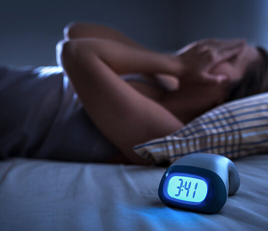 كيف تتغلب على الأرق: 10 نصائح فعالة لنوم عميق