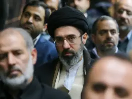 أول خطاب للمرشد الإيراني الجديد يدعو لإغلاق هرمز