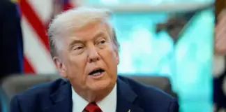 ترامب يعلن هدنة 5 أيام في استهداف منشآت الطاقة الإيرانية.. النفط يهبط إلى 98 دولاراً