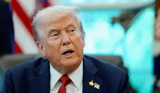 ترامب يعلن هدنة 5 أيام في استهداف منشآت الطاقة الإيرانية.. النفط يهبط إلى 98 دولاراً