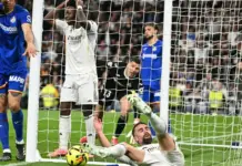 خيتافي يُقدم خدمة ذهبية لبرشلونة.. ريال مدريد يسقط في البرنابيو ويبتعد 4 نقاط عن الصدارة خيتافي يُسقط ريال مدريد 1-0 ويُبعده 4 نقاط عن برشلونة