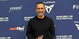 ظافر العابدين يفوز بجائزة أفضل مخرج