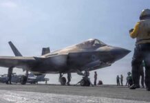 أمريكا تدمر 30 سفينة إيرانية وتضرب 200 هدف في إيران