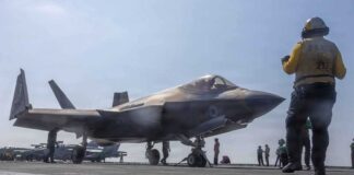 أمريكا تدمر 30 سفينة إيرانية وتضرب 200 هدف في إيران