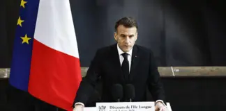 ماكرون يرسل "شارل ديغول" إلى شرق المتوسط ويرفض العمليات ضد إيران