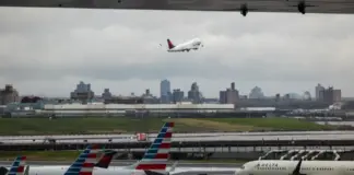 نقص وقود الطائرات يهدد السفر الجوي في أوروبا