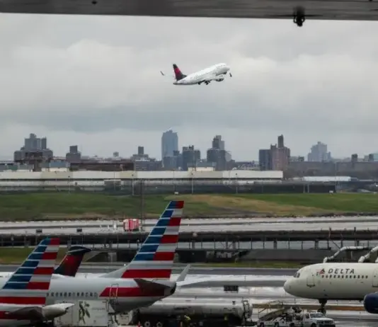 نقص وقود الطائرات يهدد السفر الجوي في أوروبا