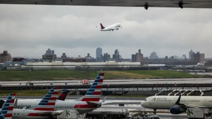 نقص وقود الطائرات يهدد السفر الجوي في أوروبا