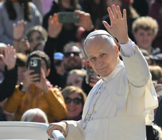 البابا ليون XIV يزور الجزائر لأول مرة