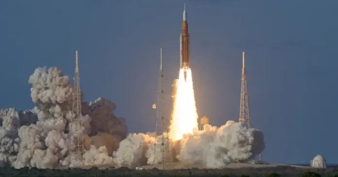 ناسا تطلق أرتميس 2 أول مهمة مأهولة إلى القمر منذ 1972