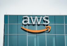 هجوم إيراني يعطل خدمات AWS في البحرين