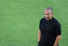 Le limogeage de Sabri Lmouchi se profile après la défaite 5-0 face à la Suède إقالة صبري لموشي تقترب بعد خماسية السويد