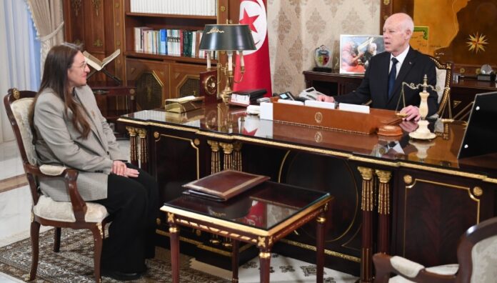 قيس سعيّد يؤكد مجدداً عزم تونس على الاعتماد على إمكانياتها الذاتية
