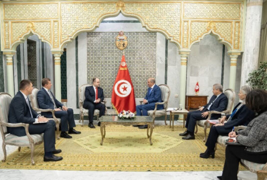 تونس وجيبوتي تبحثان سبل تعزيز التعاون الاقتصادي في بغداد