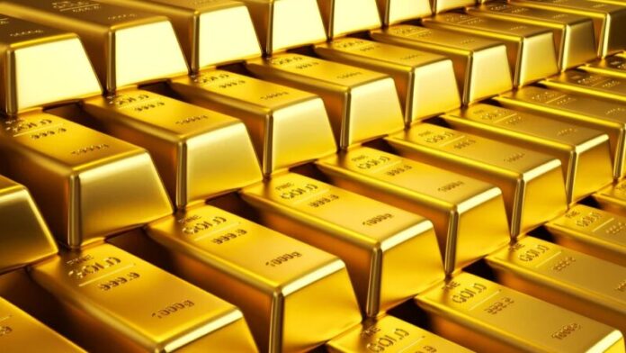 1750927554 أسعار الذهب ترتفع بسبب تراجع الدولار وزيادة حالة عدم اليقين