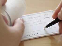 حاتم فتح الله قانون الشيكات الجديد غيّر السلوك الاستهلاكي للتونسيين