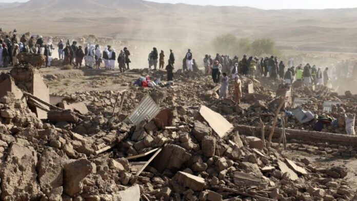 زلزال أفغانستان: حصيلة الضحايا تتجاوز 600 قتيل زلزال أفغانستان: حصيلة الضحايا تتجاوز 600 قتيل