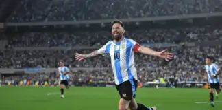 ميسي يحطم رقمًا قياسيًا بـ60 تمريرة حاسمة مع الأرجنتين