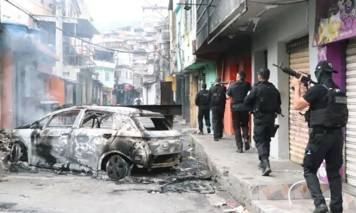 64 قتيلاً في عملية شرطية في ريو دي جانيرو: اشتباكات مع عصابات المخدرات