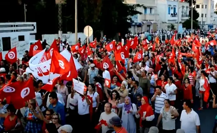 17 ديسمبر: 15 عاماً على الثورة التونسية!