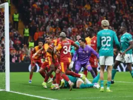 بايرن يكتسح أتالانتا وبرشلونة يخطف التعادل القاتل