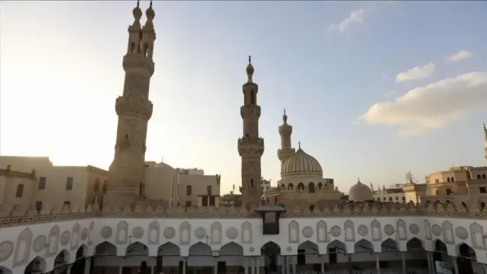 12 دولة عربية وإسلامية تدعو إيران لوقف هجماتها فوراً