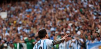 ميسي أكبر لاعب يسجل هاتريك في المونديال