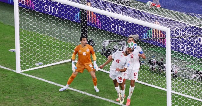 تونس تودع كأس العالم بعد خسارة أمام اليابان