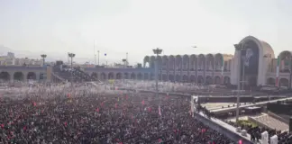 تشييع خامنئي في طهران وسط دعوات للثأر