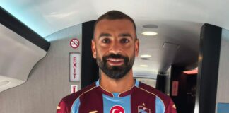 محمد صلاح يصل تركيا لإتمام انتقاله إلى طرابزون سبور