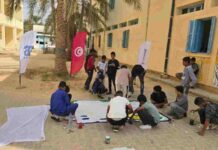 مشاركون في ورشة تكوينية ضمن مهرجان مسرح الحدود بولاية قبلي