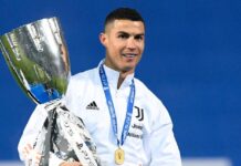 Cristiano Ronaldo lors du match entre Al-Nassr et Al-Khuloud, après avoir inscrit un triplé